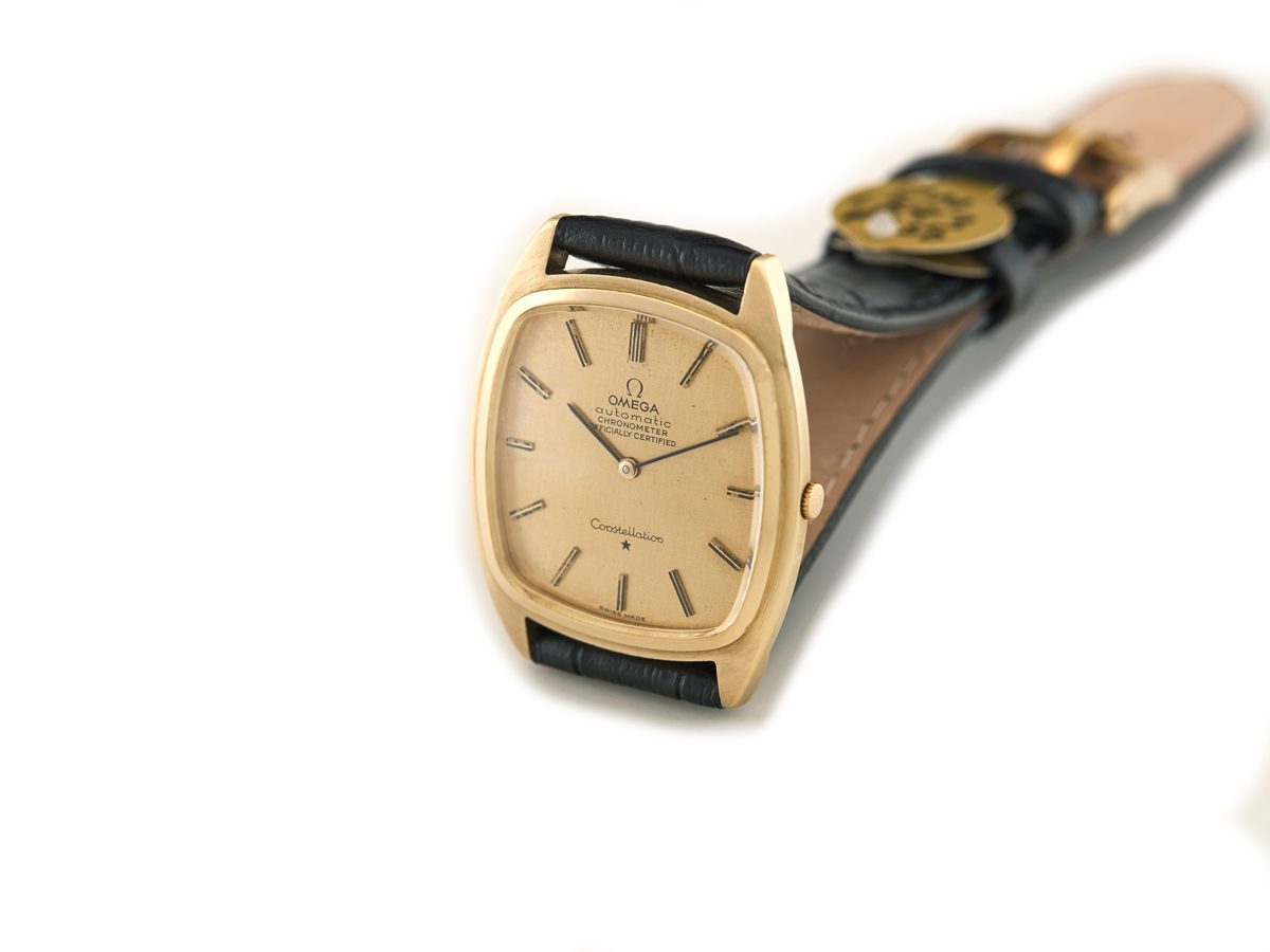 Omega Constellation Tonneau Cal.712 18ct 1965 Vintage Gold Watches
