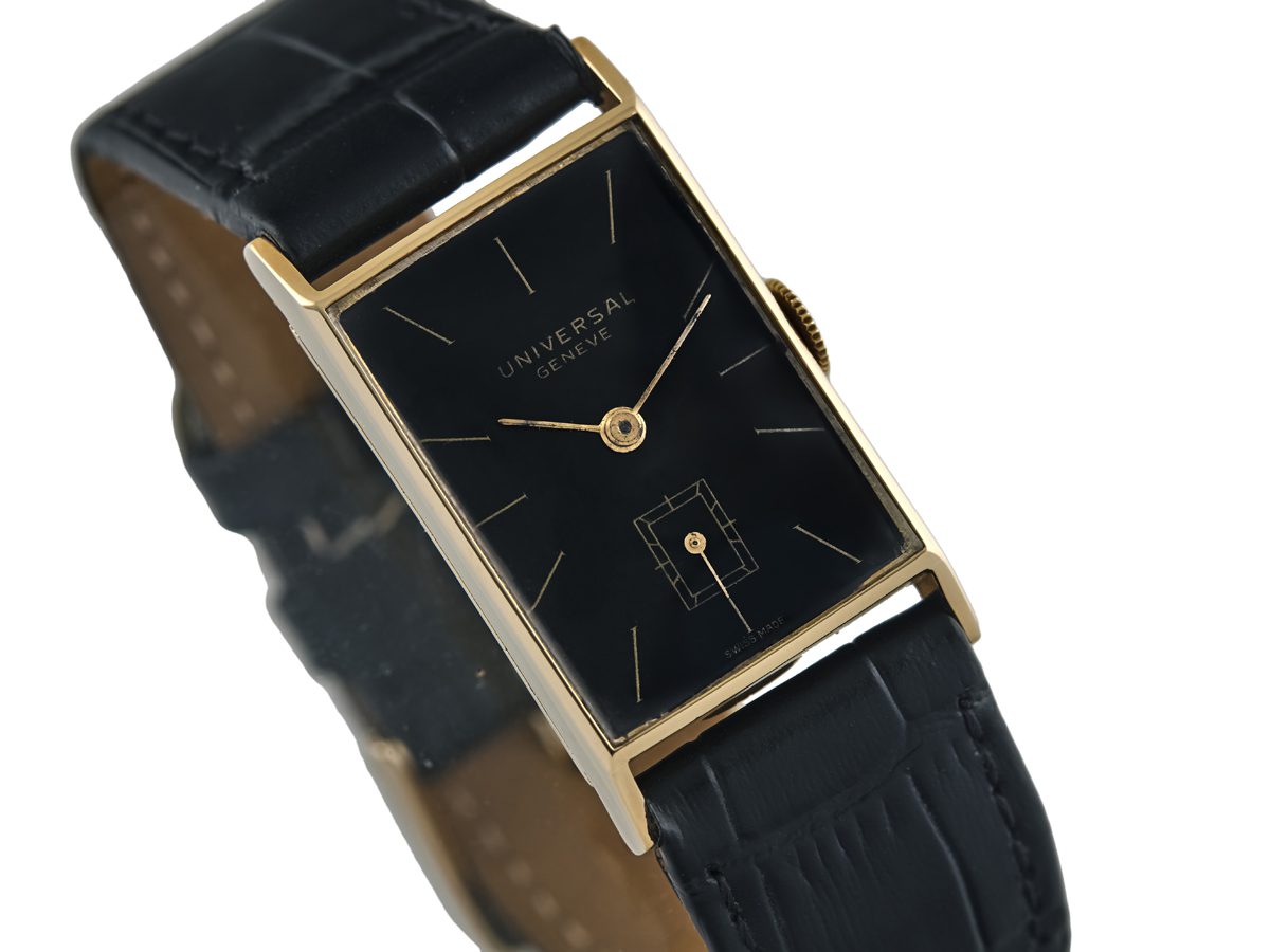 Universal Geneve Cal.230 18ct c1942 | Vintage Gold Watches Universal Geneve Cal.230 18ct c1942 | Vintage Gold Watches